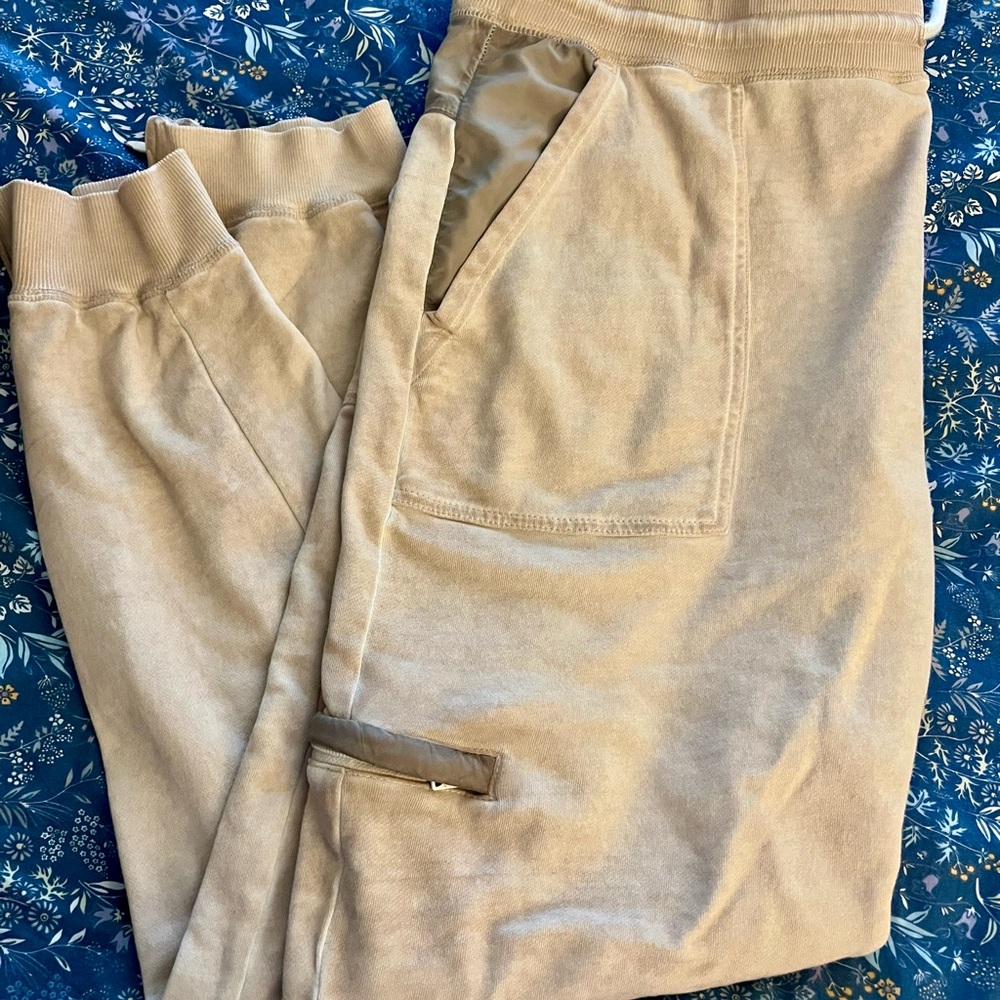 Men's Staple Pigeon Brand Joggers